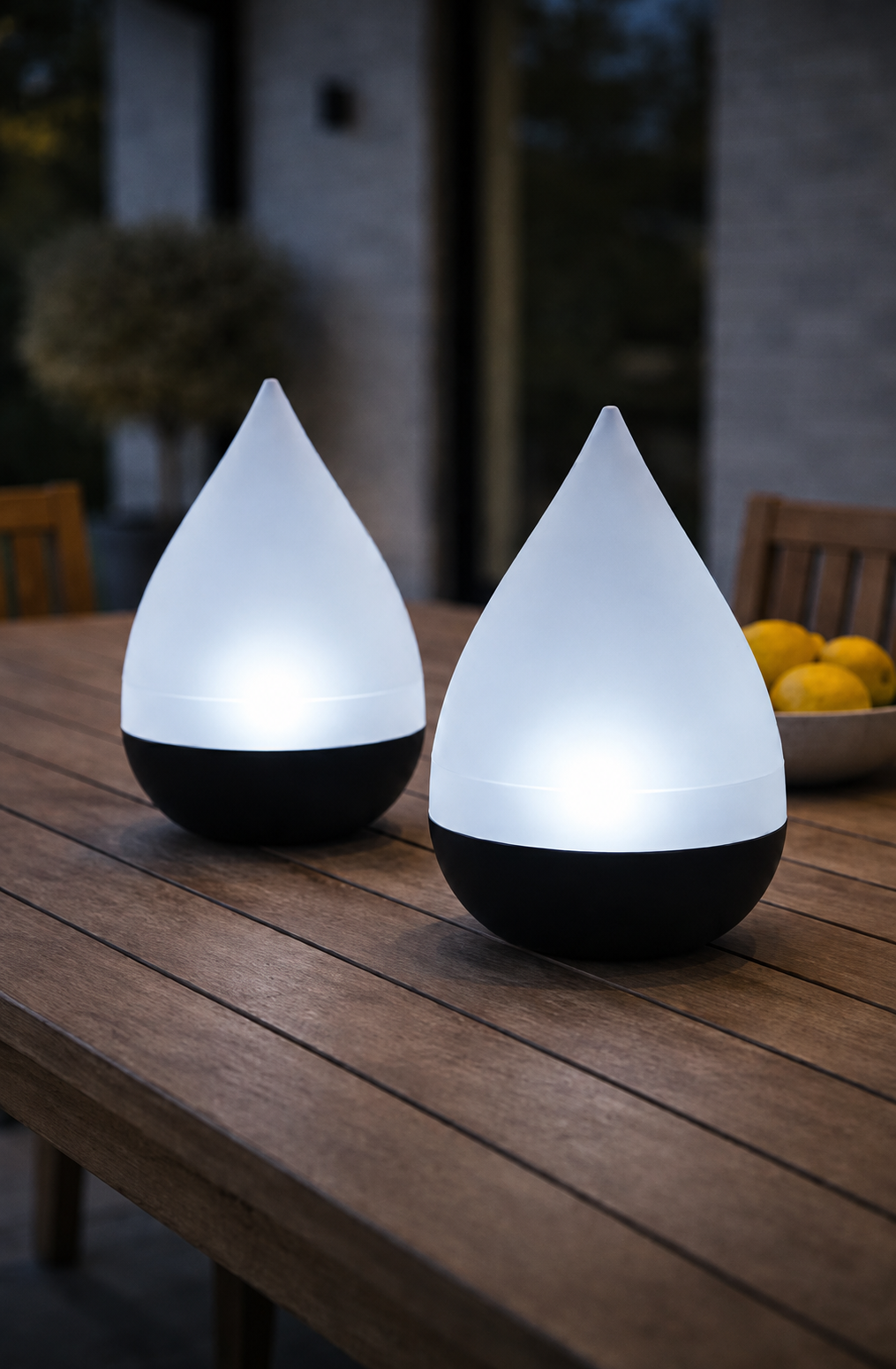 Bordslampa AURA med solceller