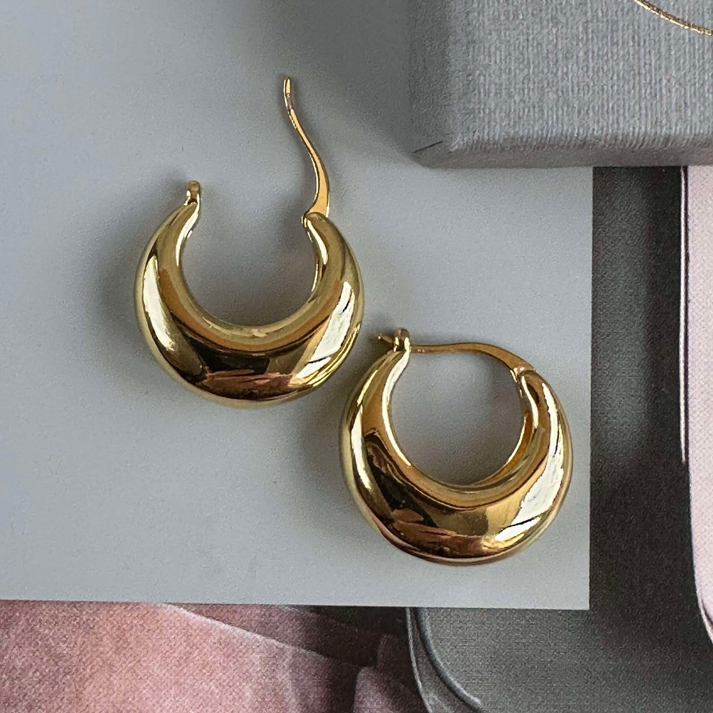 Baby mini 18K guldpläterade örhängen