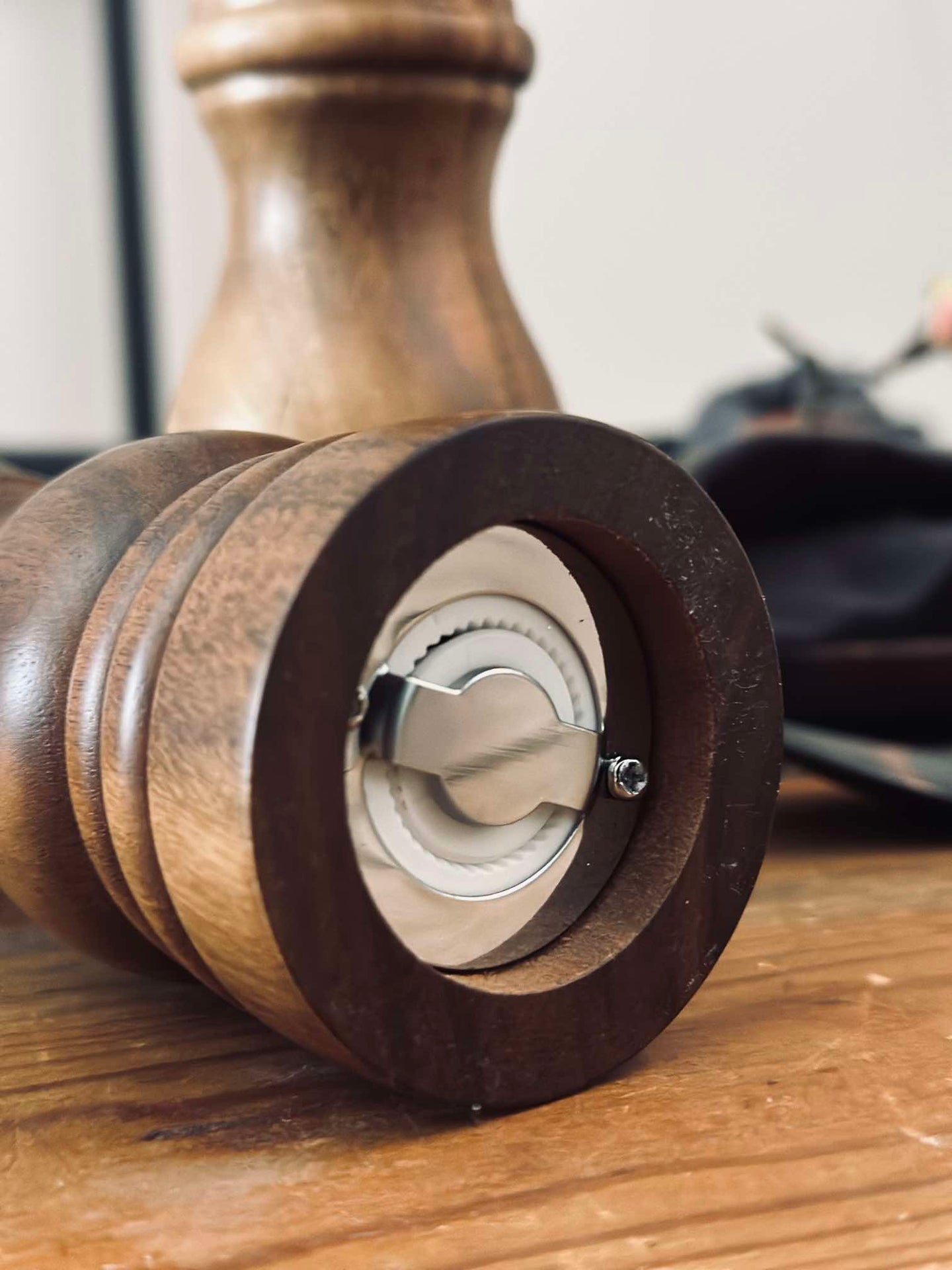 Salt- och pepparkvarn - Akaciaträ