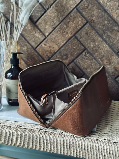 Toalettväska Halima Walnut - Small