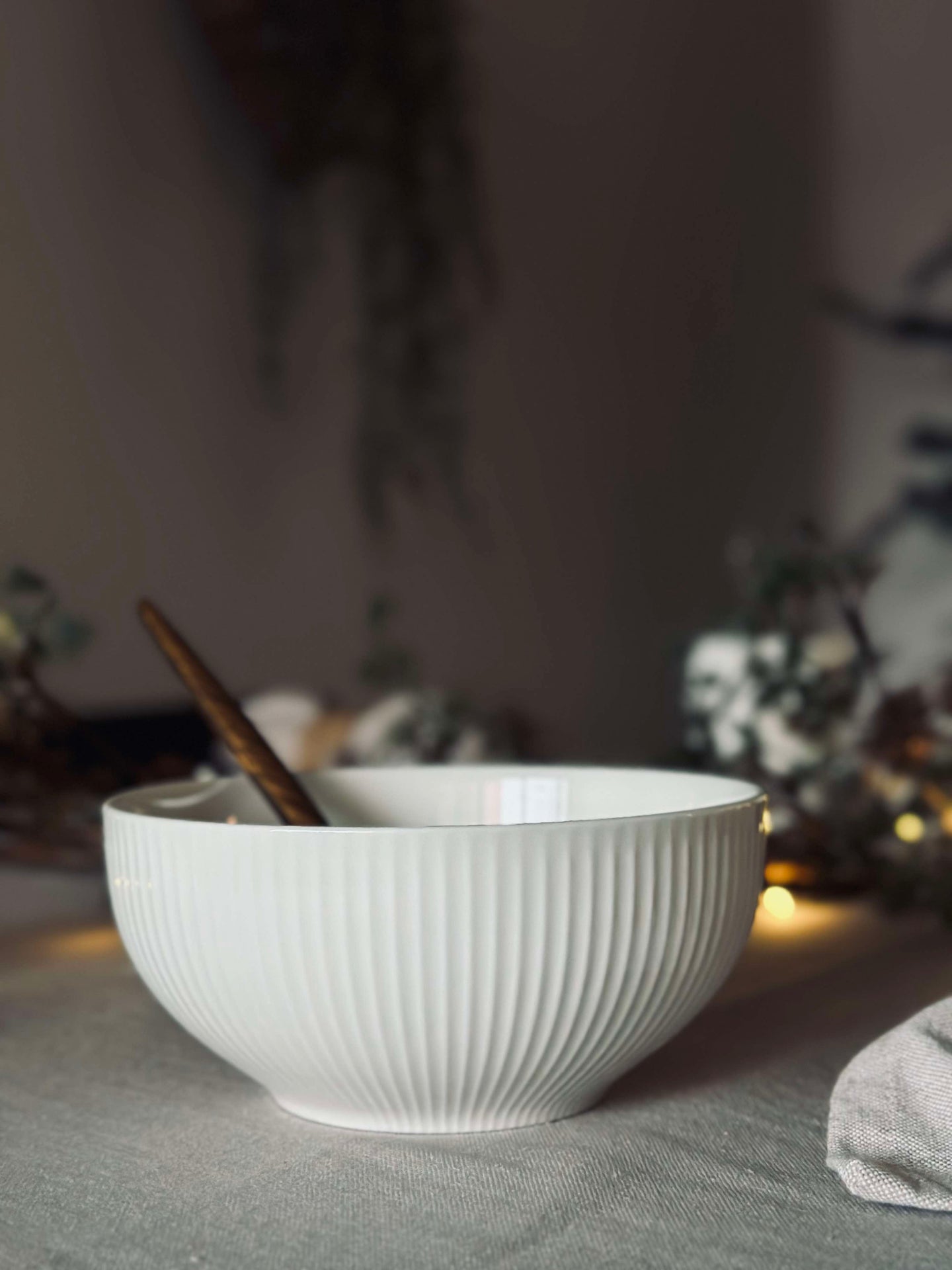 Räfflad Skål - Porslin