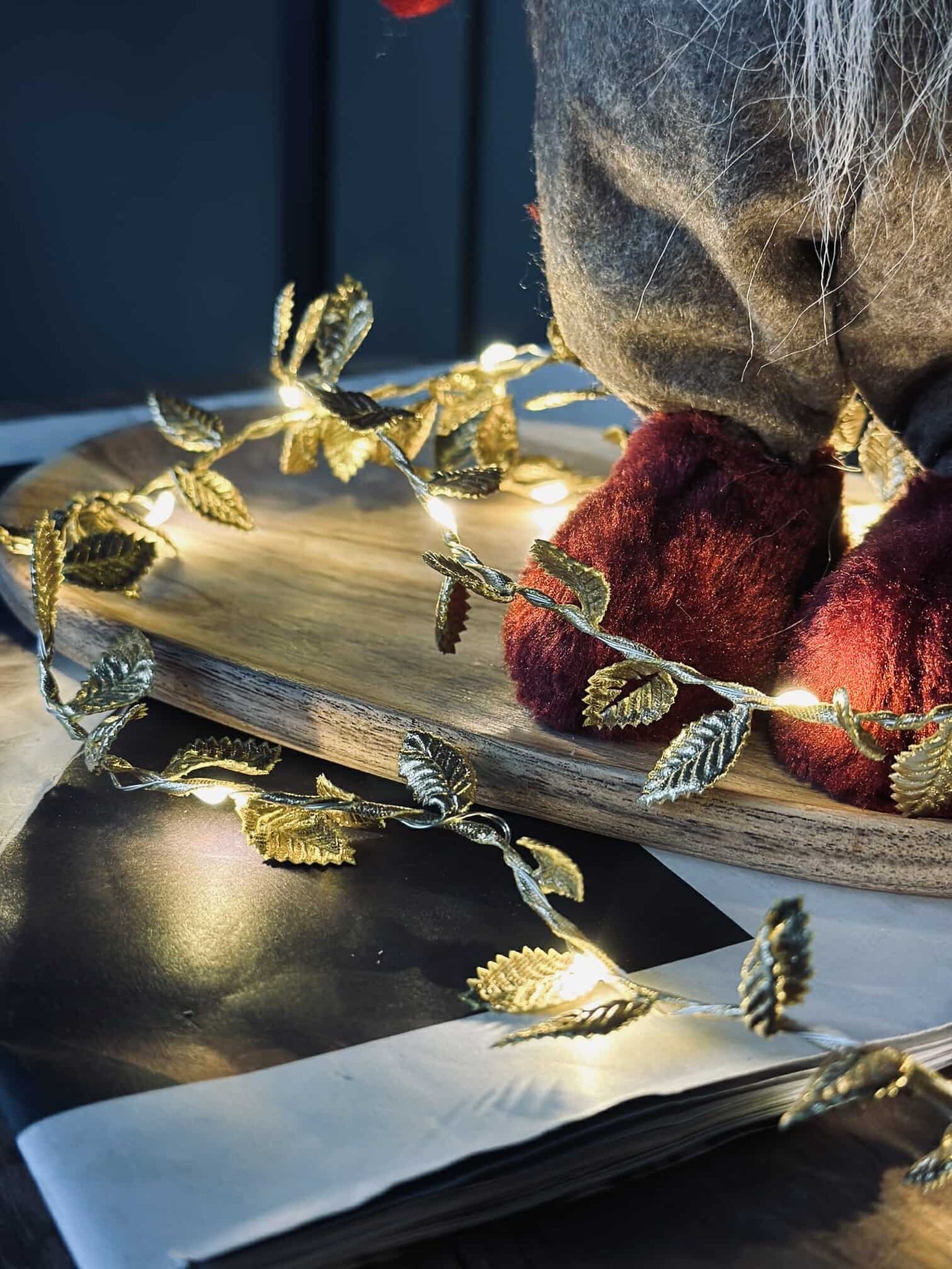 Ljusslinga med blad - Gold