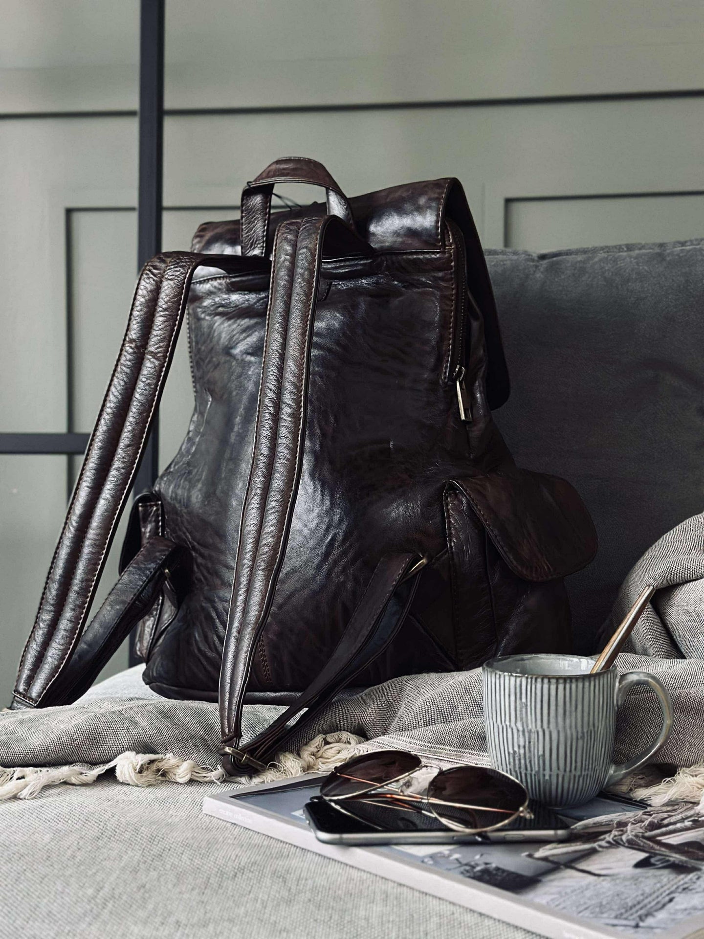 Ryggsäck cool design – Mjukt lammskinn brun