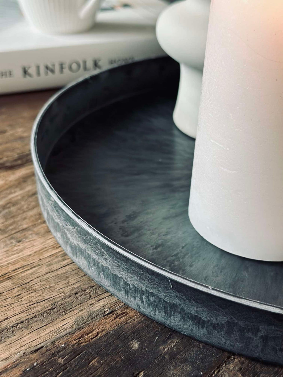 Runt fat/bricka i betonglook - Stor