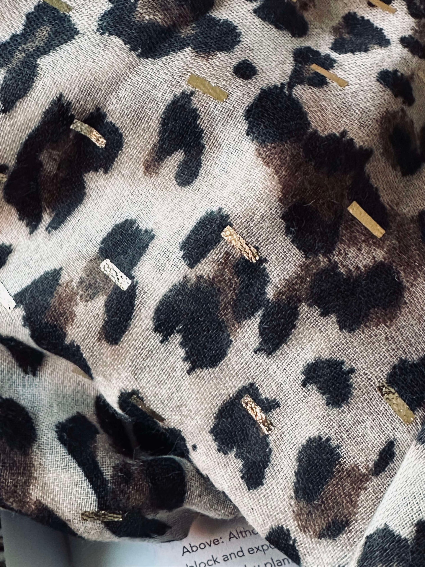 Halsduk Leopard med gulddetalj - Camel