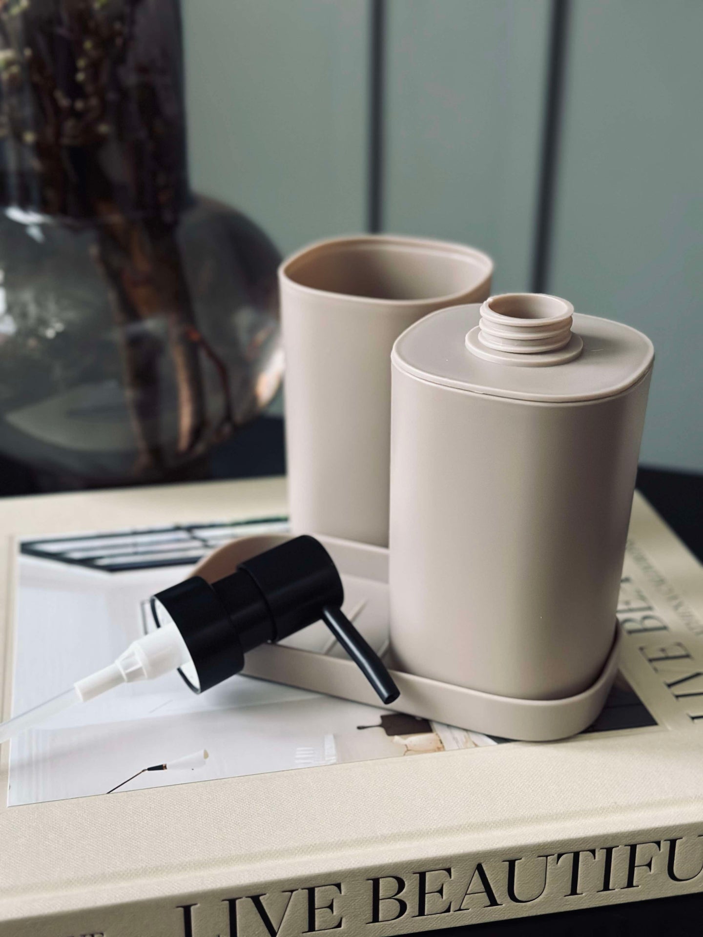 Dispenserset i beige - Set om 3 delar