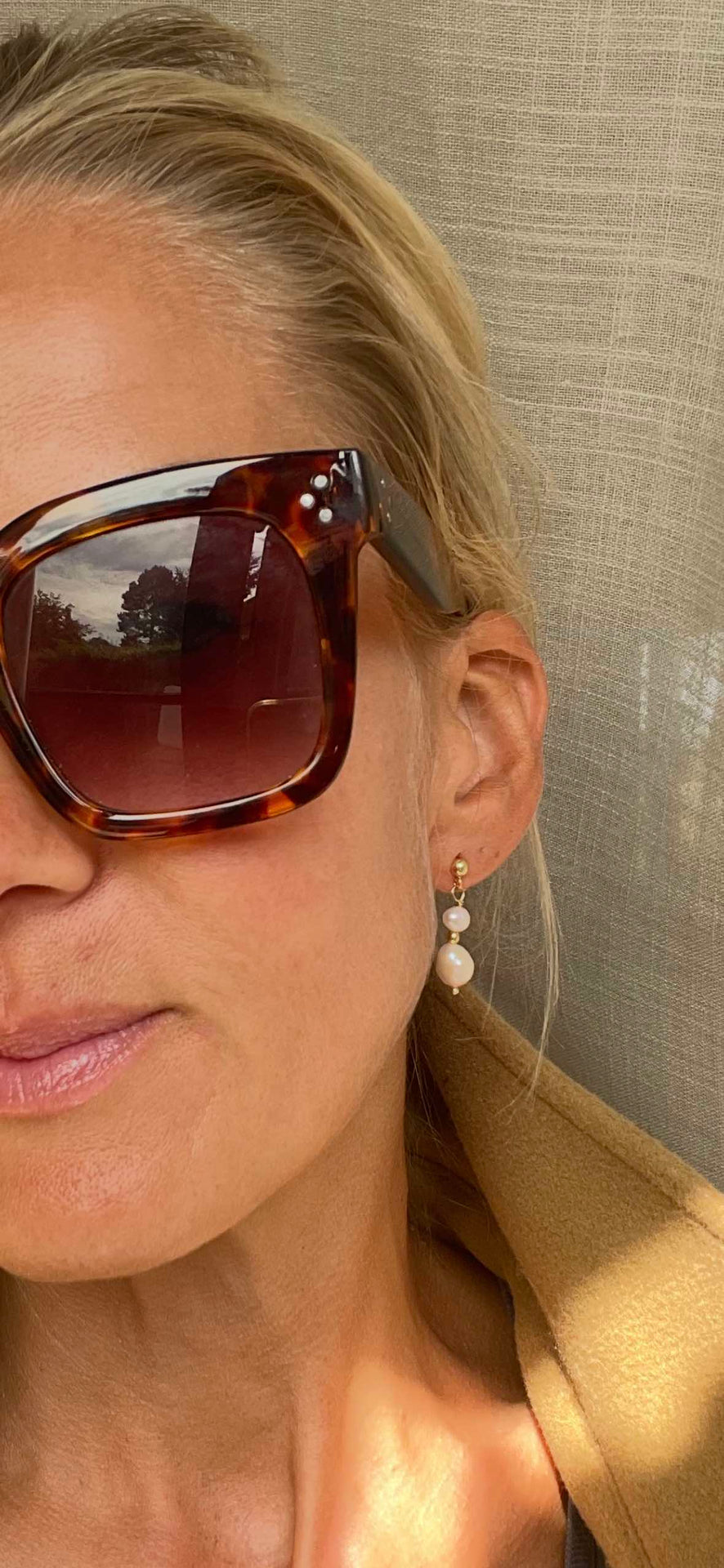 Örhängen FLORENTINA med sötvattenspärlor