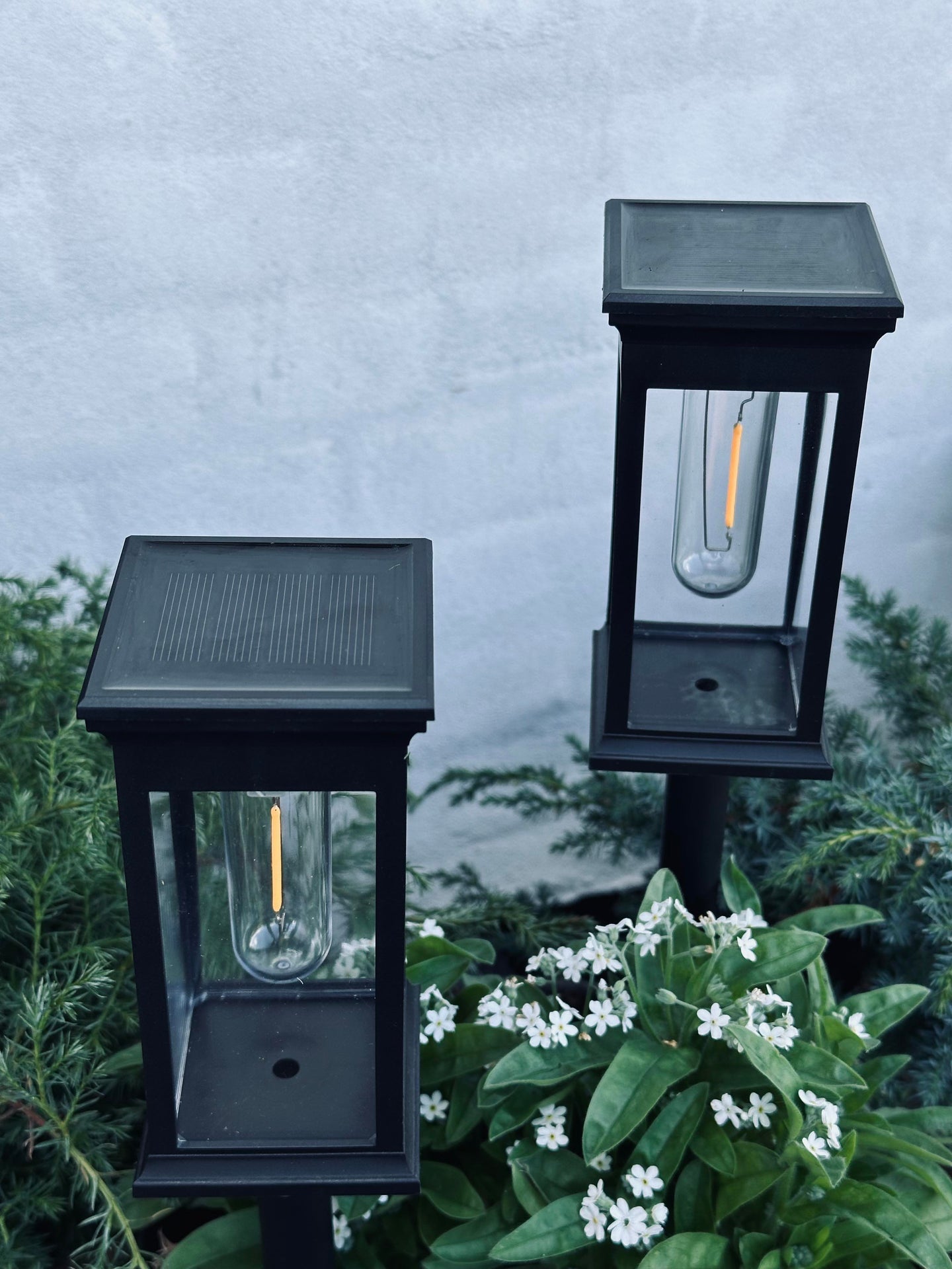 Trädgårdslampa MIRA med solceller – Set med 2 st.