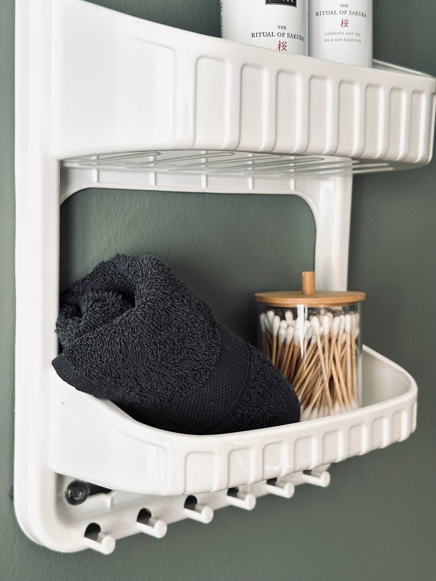 Förvaring duschkabin