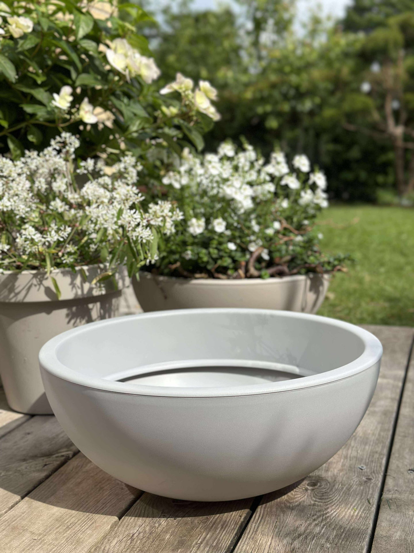 Spegelbassäng i återvunnen plast - Stone grey