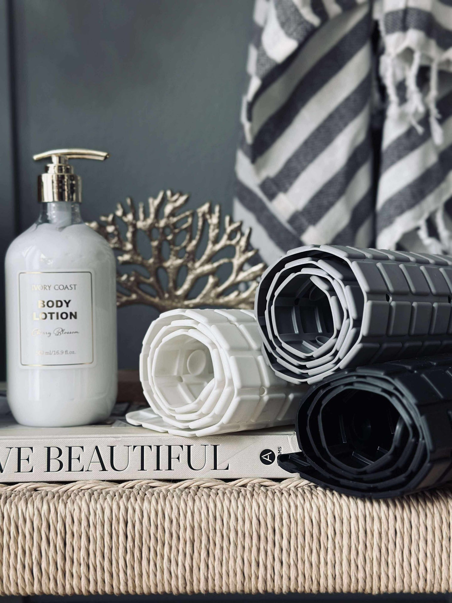 Halkfri badrumsmatta 69x39 - Vit