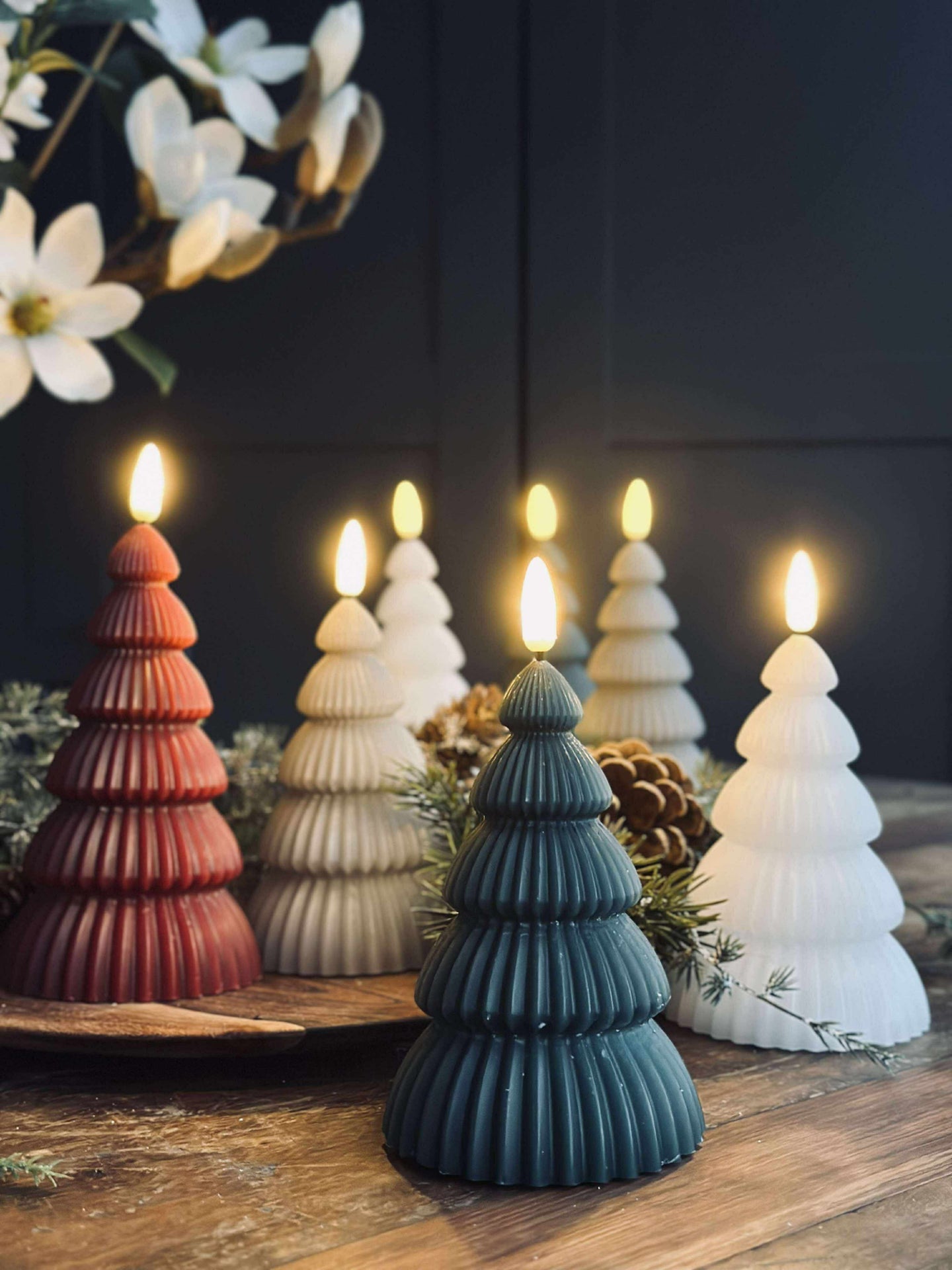 Julgran med LED-ljus - Set med 2 st. Vit