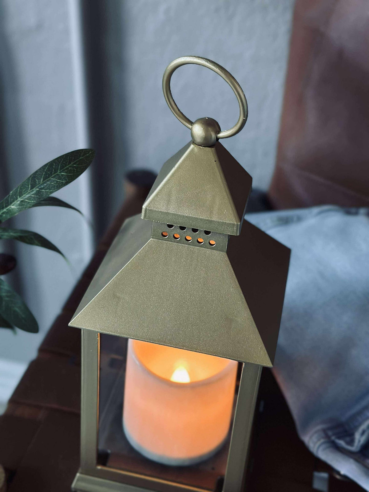 Lykta med timer - Gold