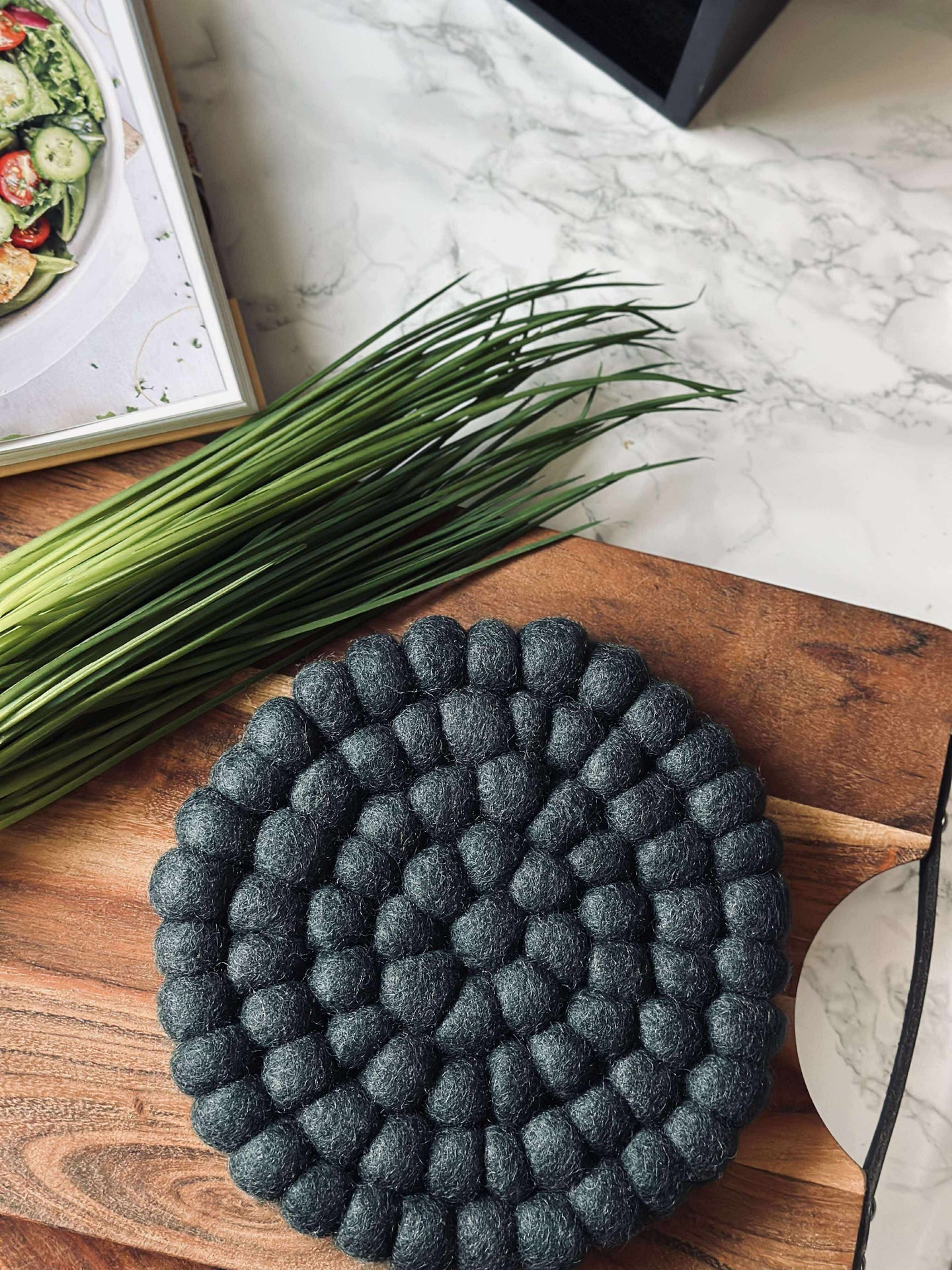 Bordsunderlägg DOTS - Marinblå ull