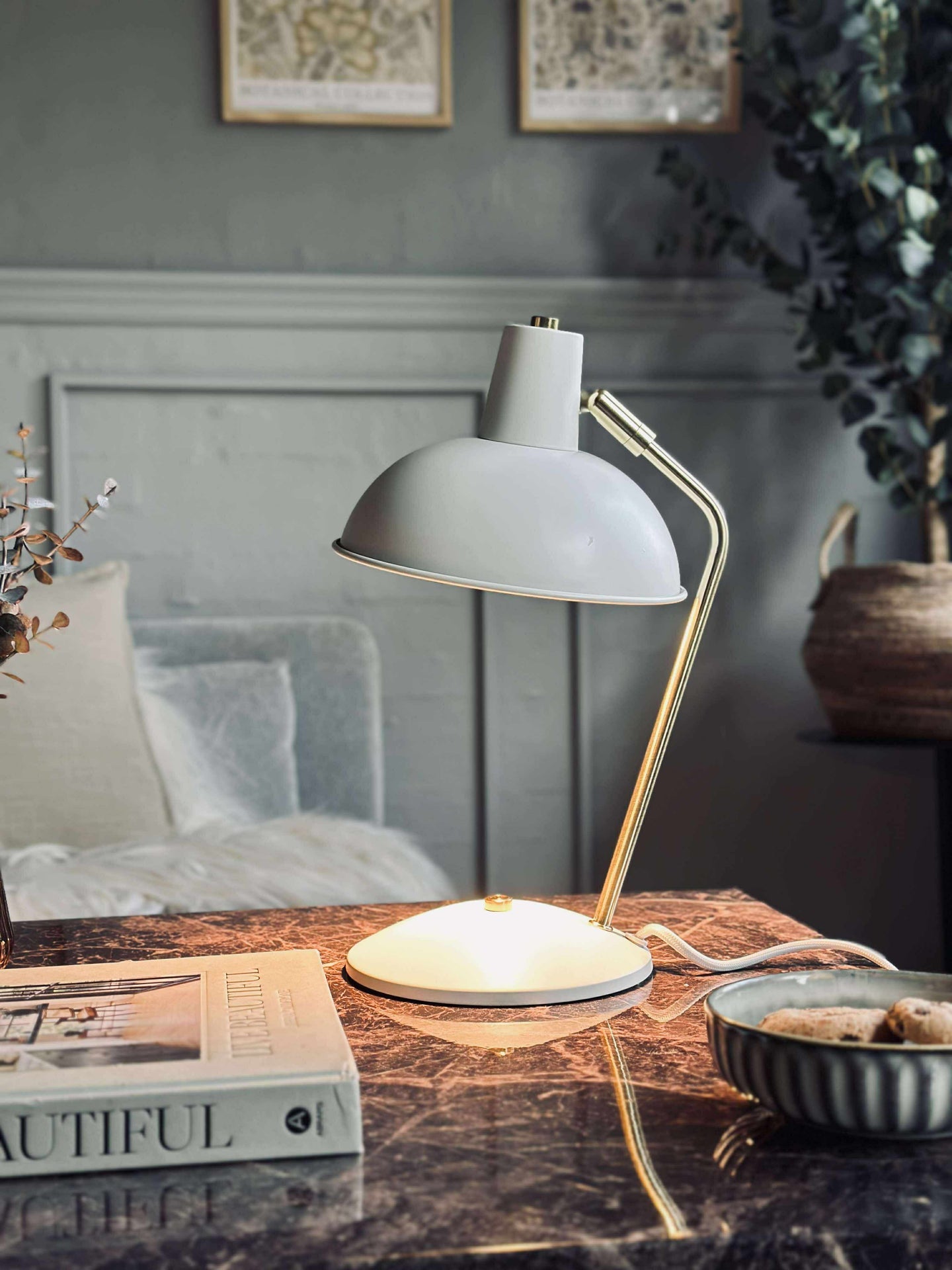 Bordslampa Retro - Vit / guld