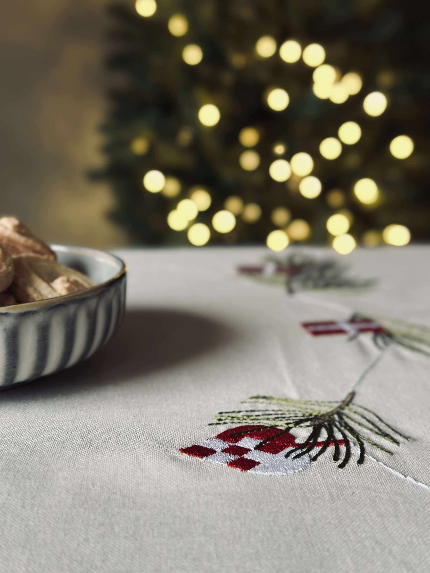 Julduk 140 x 240 - Dansk jul med flaggor och julhjärtan