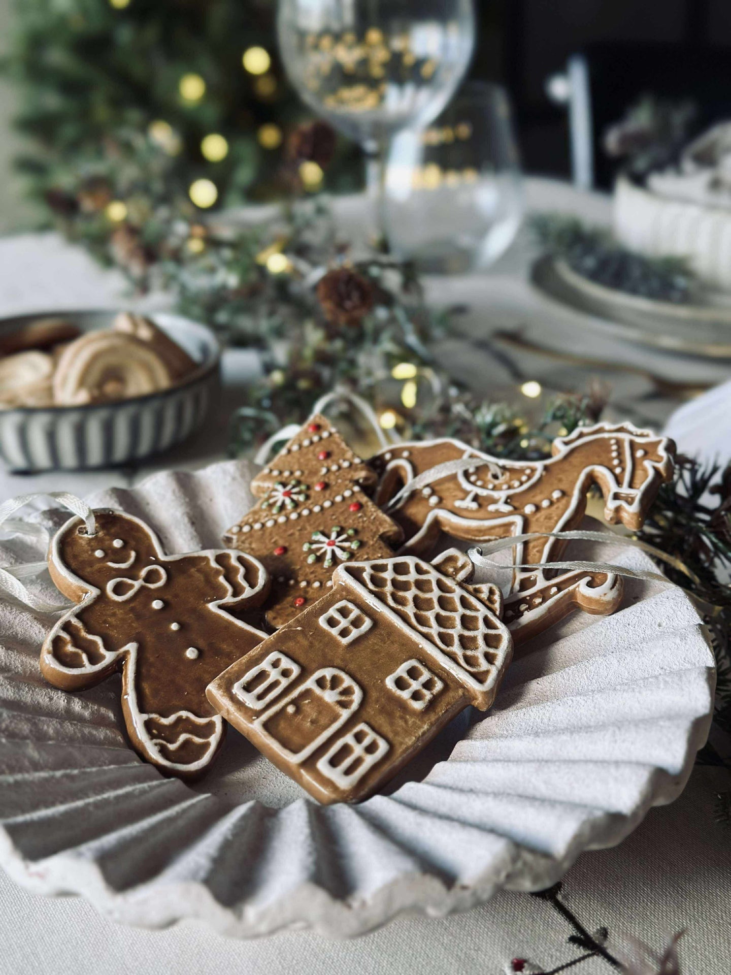 Hängande pepparkakshus