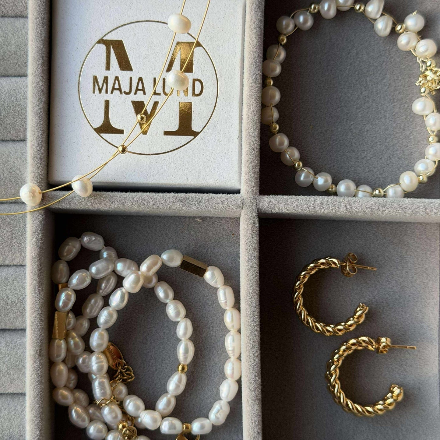 Örhängen Loreto – Förgylld