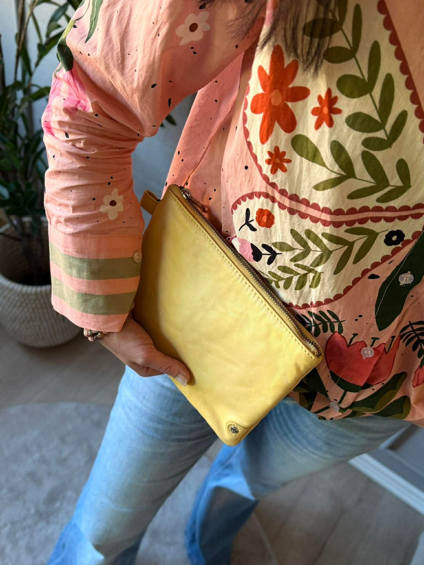Clutch Alba - Soft yellow
