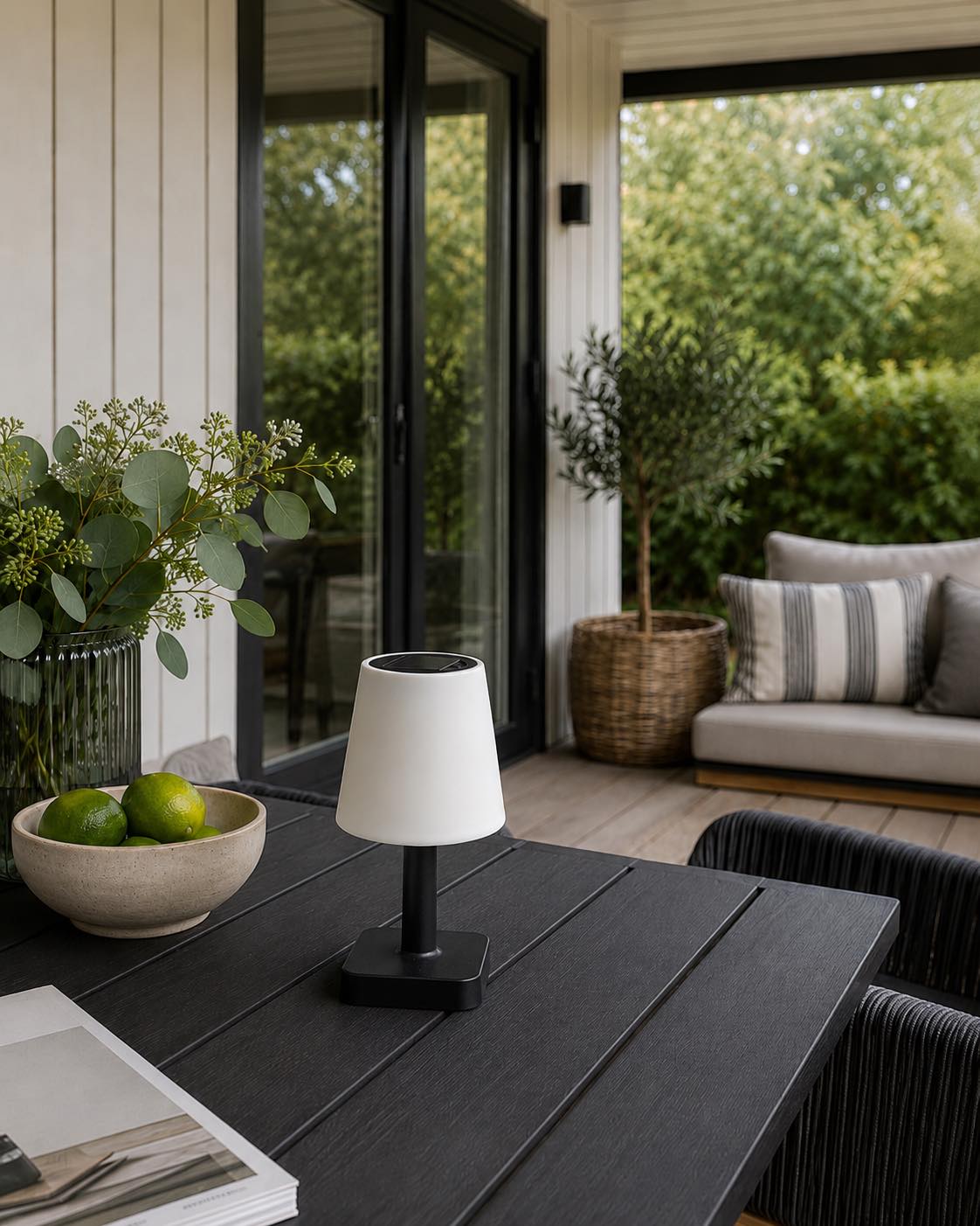Bordslampa HALO Solar