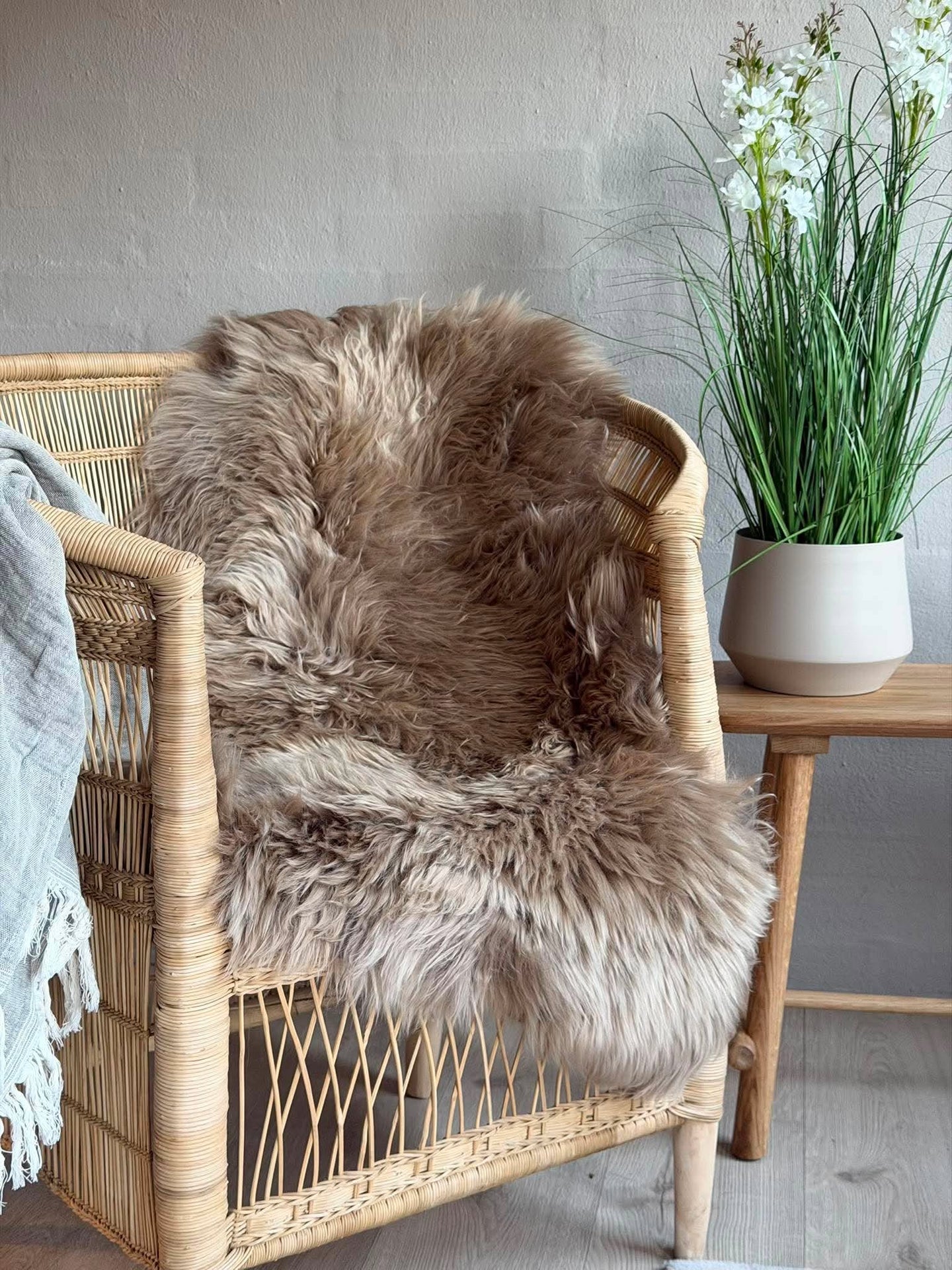 Lammskinn Taupe - 85x55cm