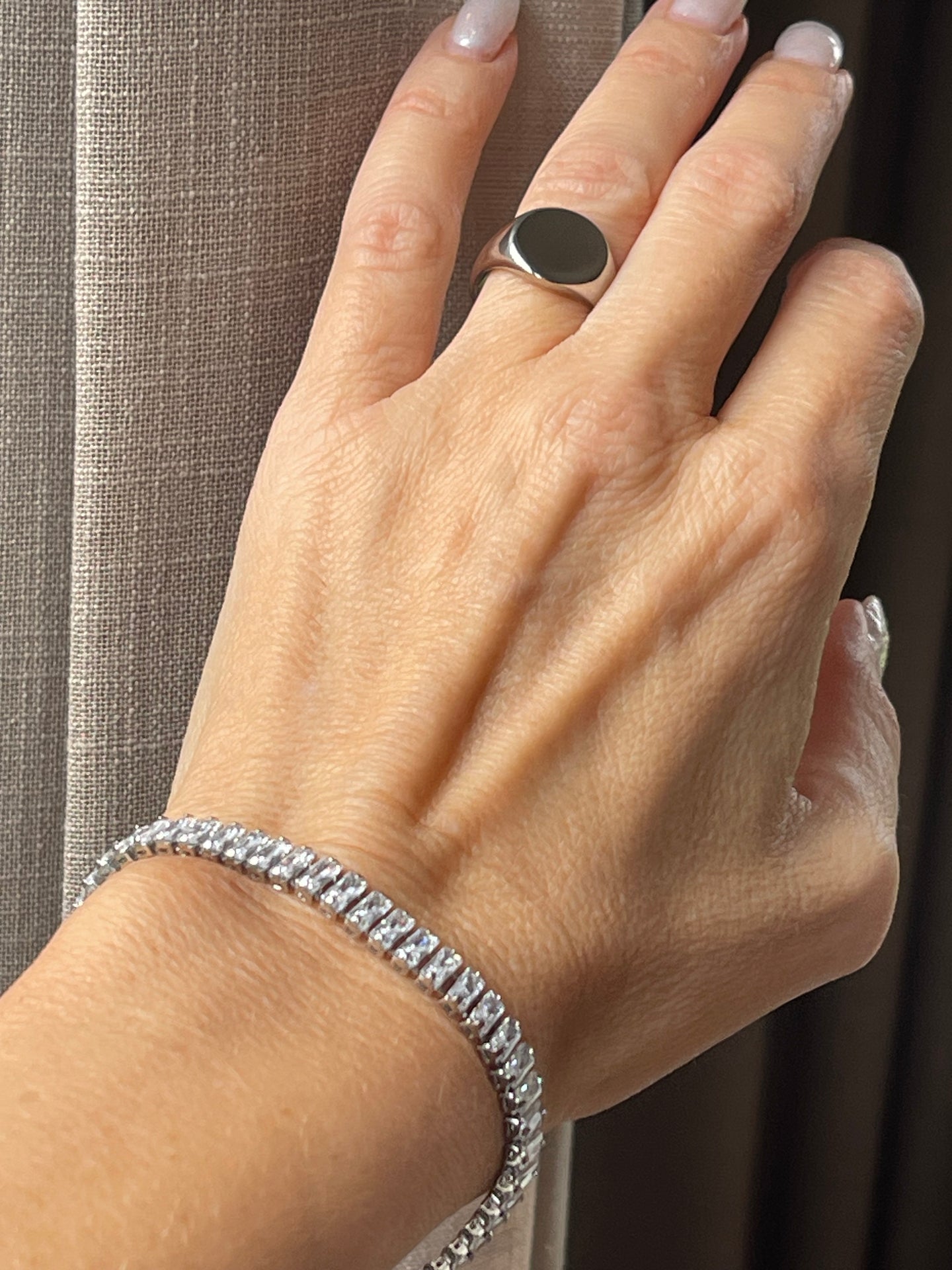 Tennisarmband Thelma med zirkoner - rhodiumpläterad