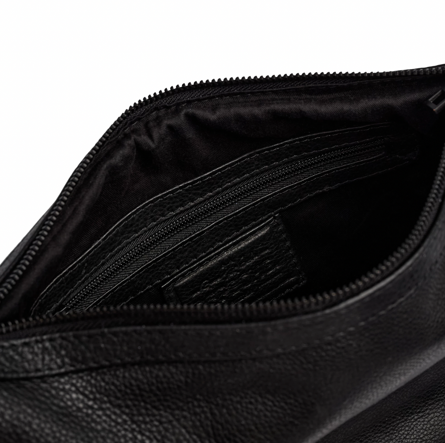 Handväska med vacker flätad rem - Svart