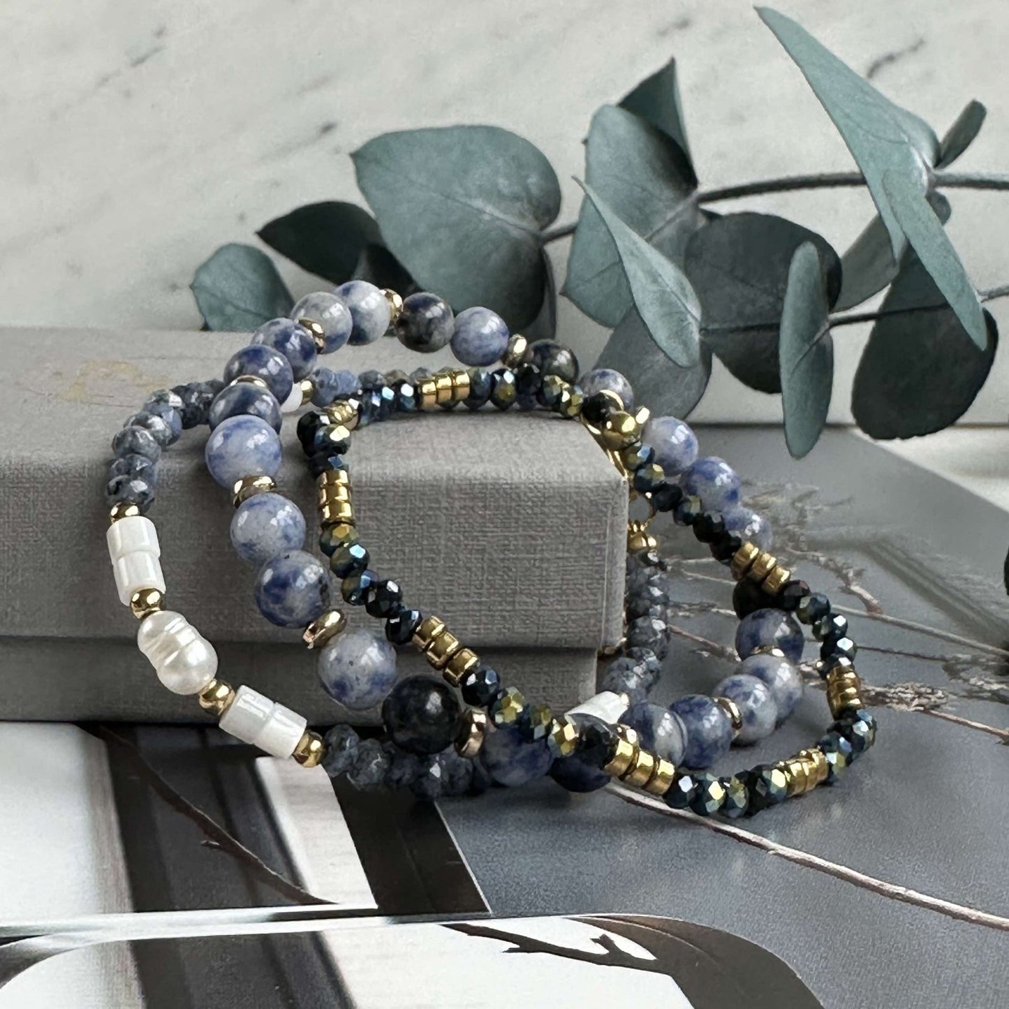 Armbånd GISELE Blue mix – Sæt med 3 stk - VIAMAJA.DK