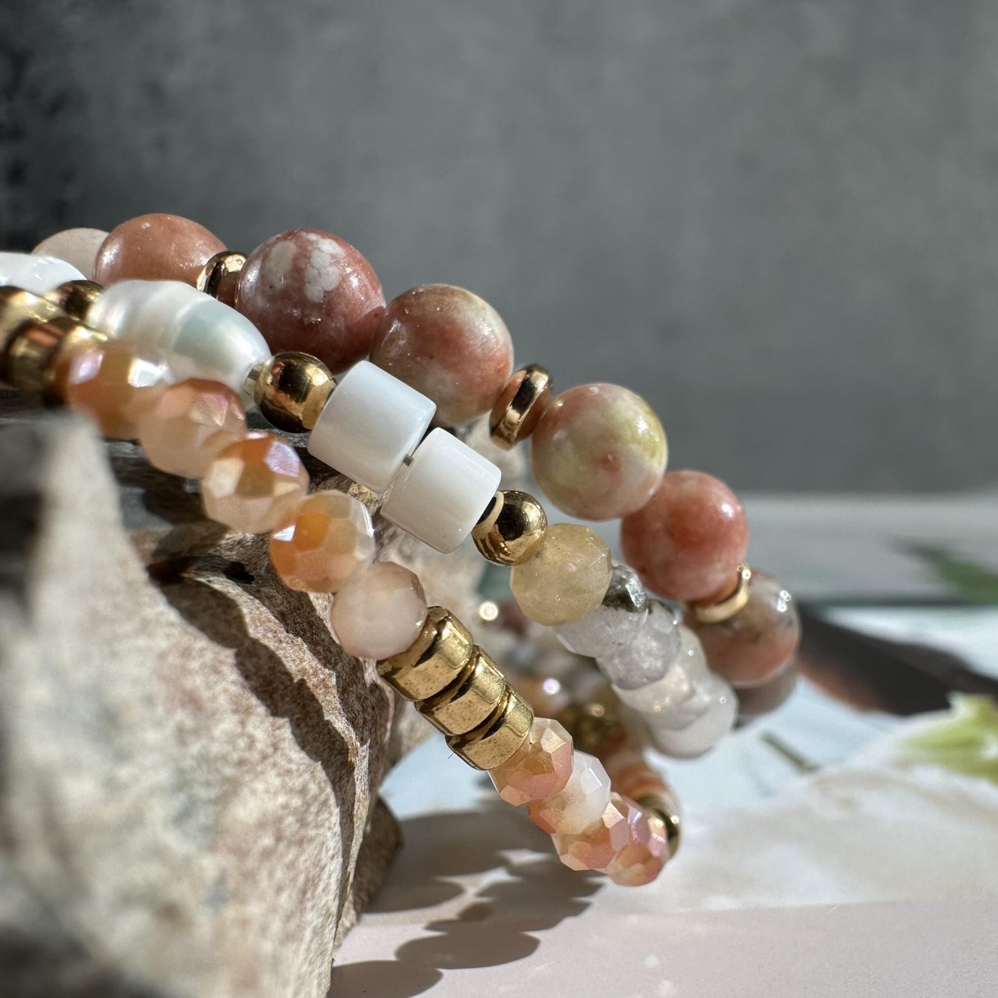 Armbånd GISELE Natur - Sæt med 3 stk - VIAMAJA.DK