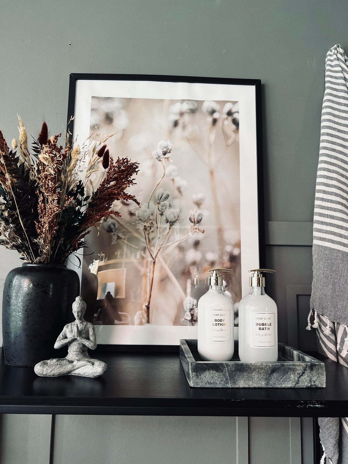 Bakke i marmor sort / grå - VIAMAJA