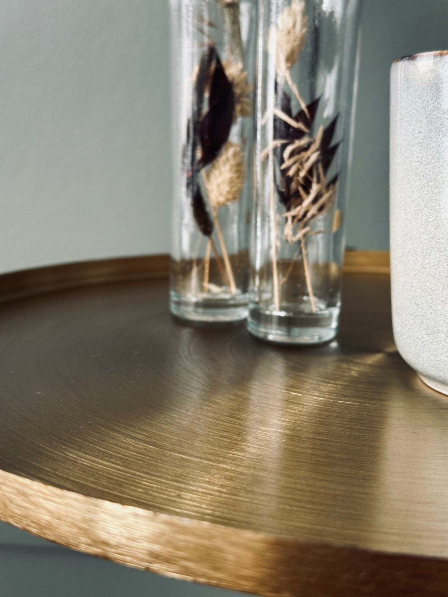 Bord i sort og guld metal – Large - VIAMAJA.DK