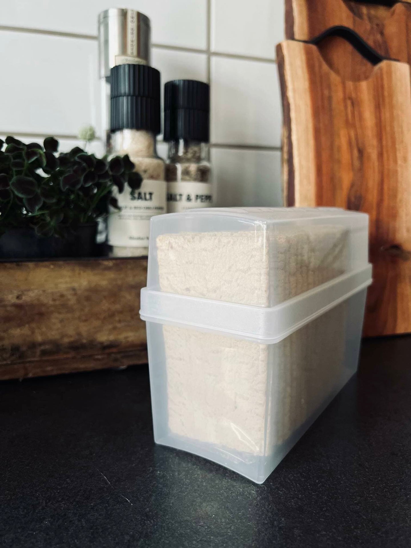 Box til knækbrød - Lys - VIAMAJA.DK