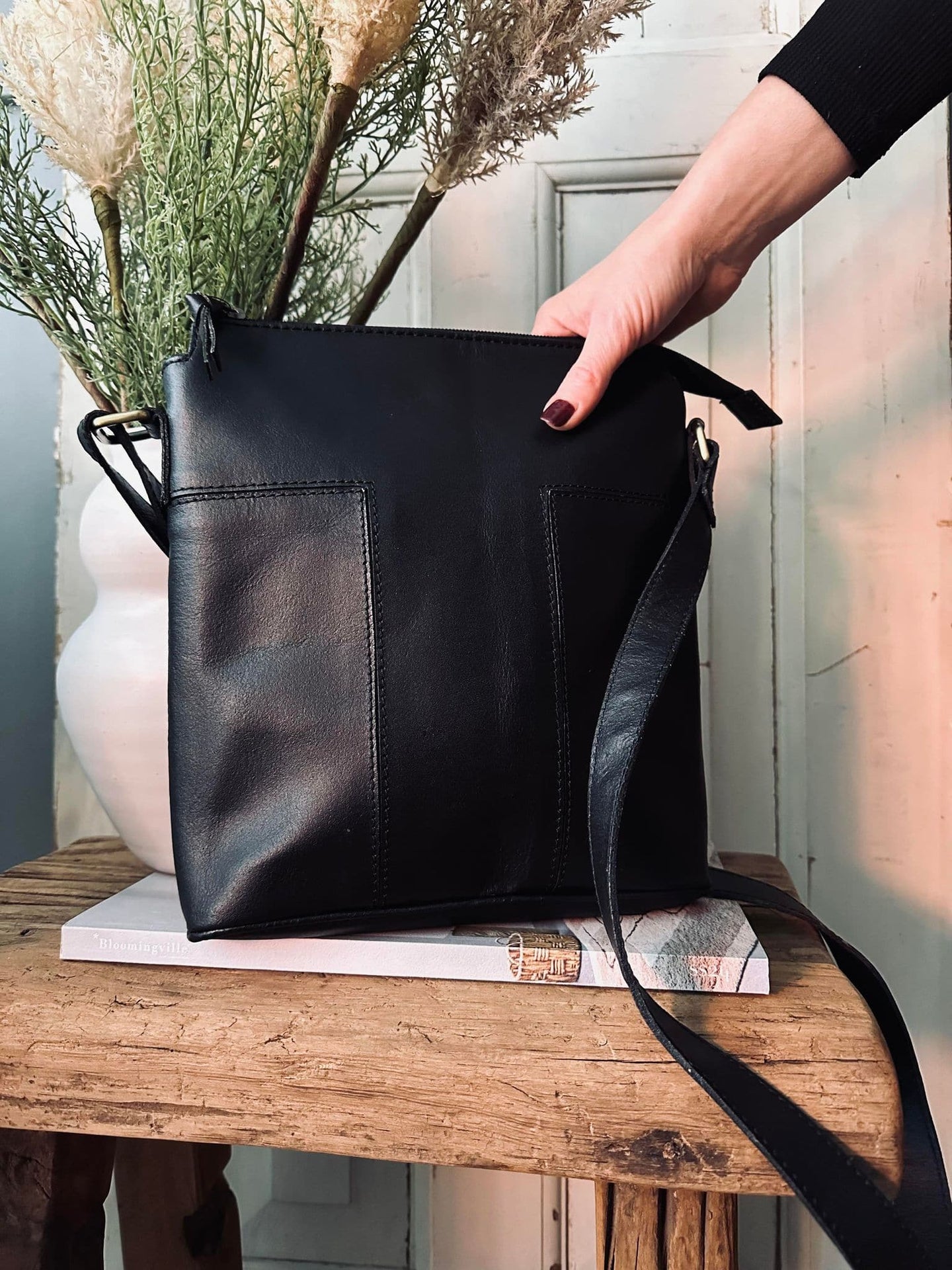 Crossbody Nina - Black - VIAMAJA.DK