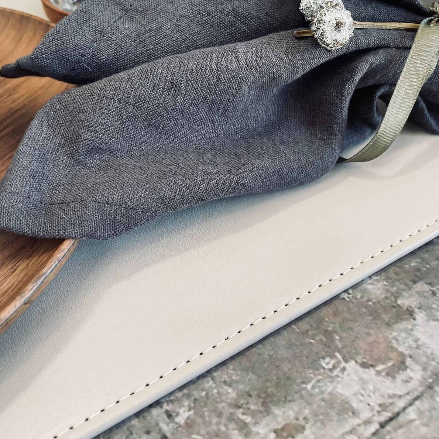 Dækkeserviet 35x45 Stone - VIAMAJA.DK