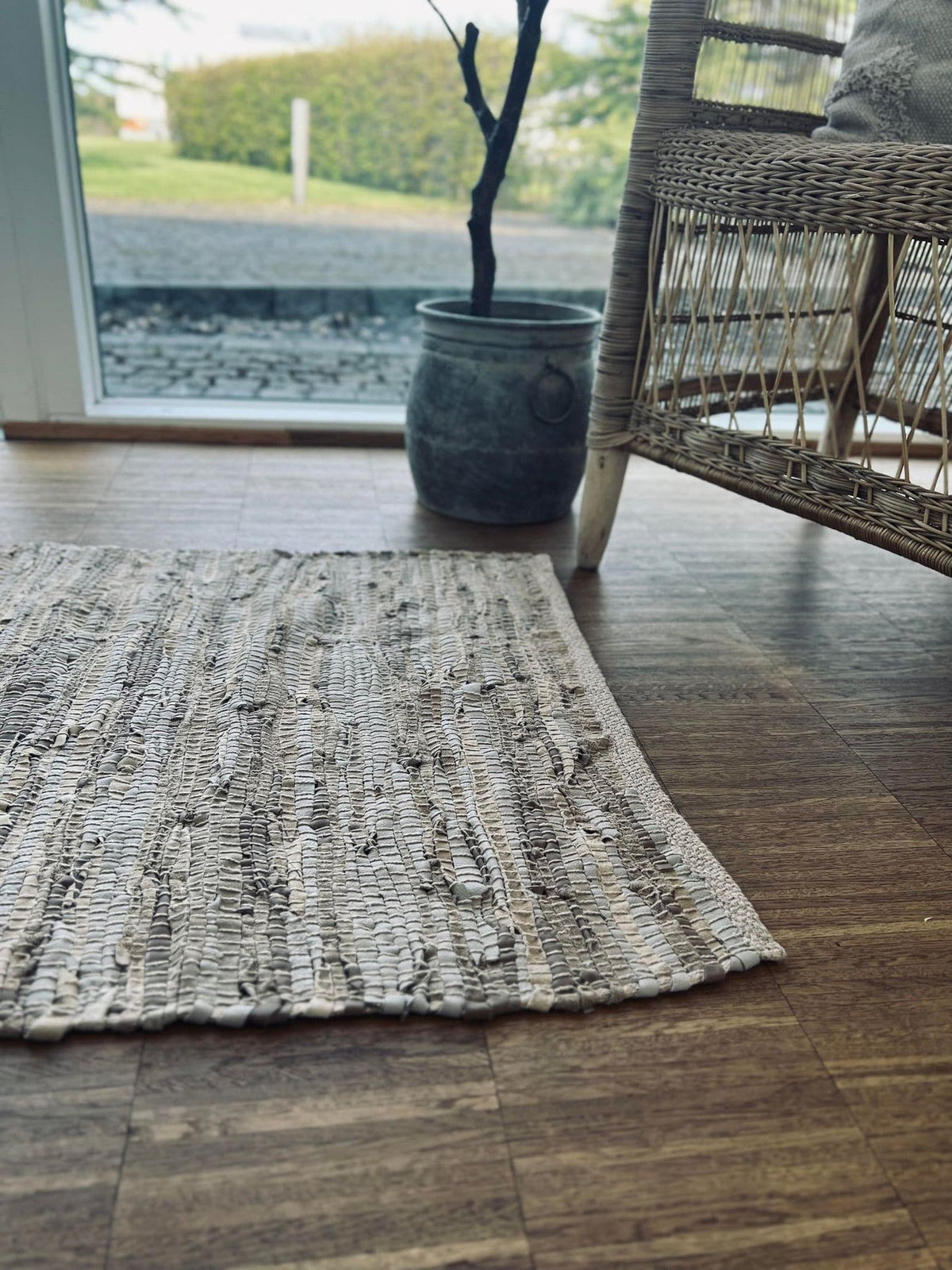 Gulvtæppe i læder - 60x90cm Beige - VIAMAJA.DK