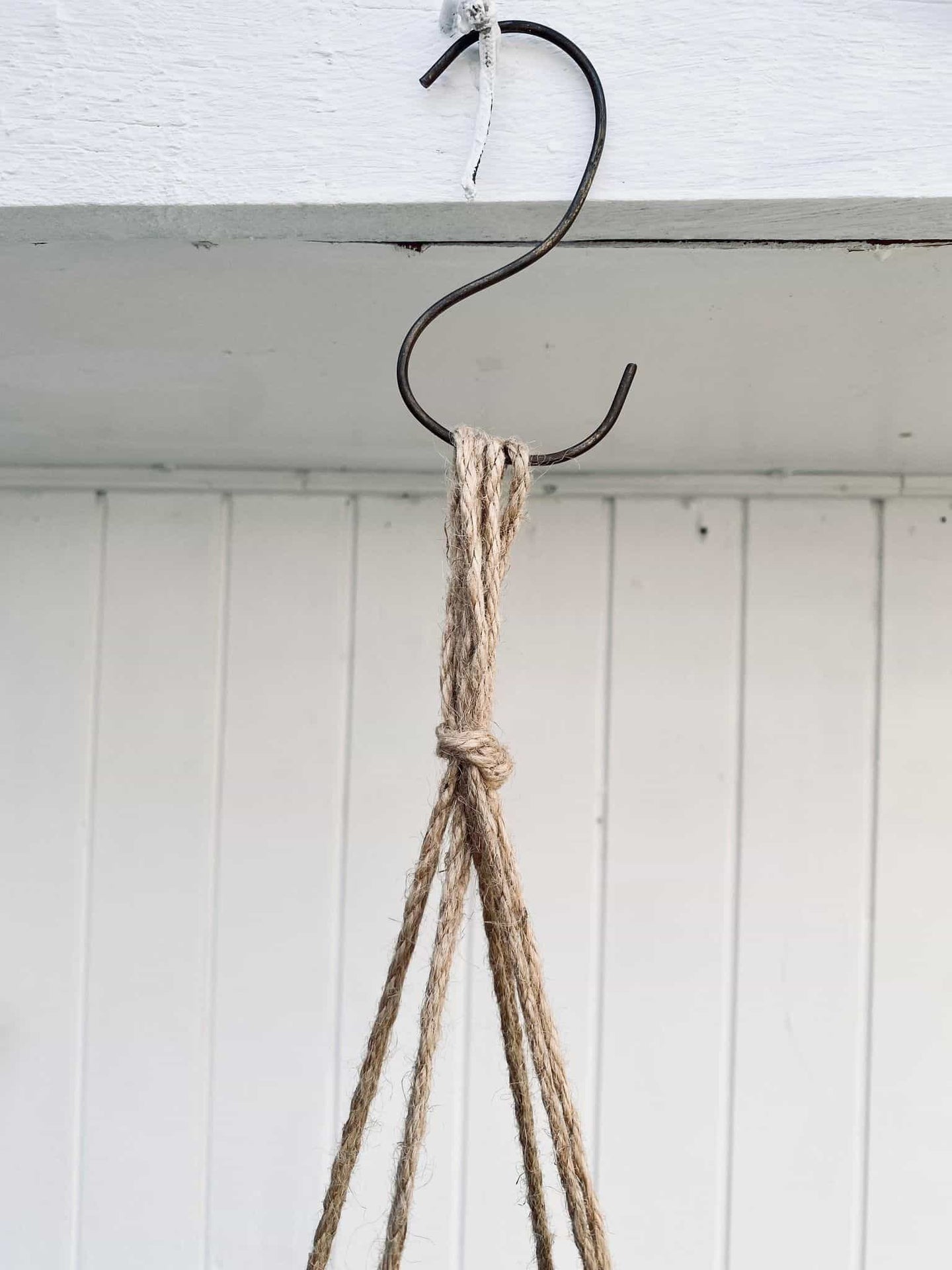 Hængepotte - Grå potte ink ophæng - VIAMAJA.DK