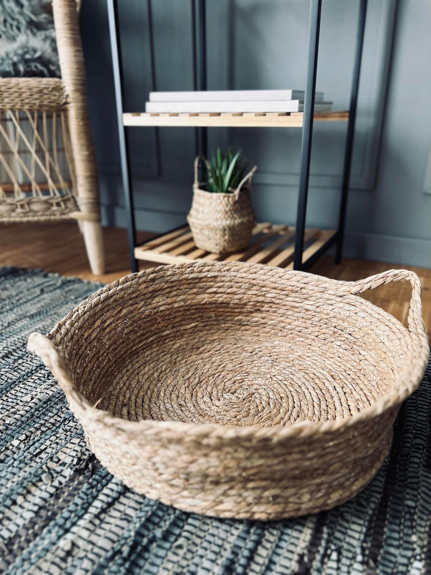Hund / Kattekurv i natur ink pude - Stor - VIAMAJA.DK