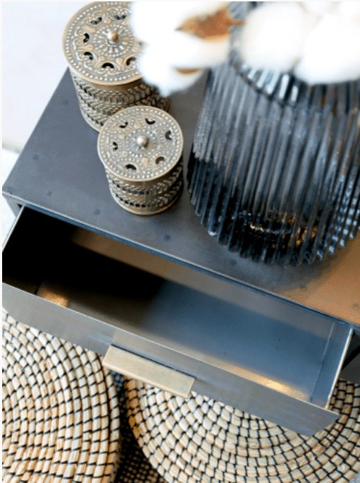Konsolbord m. 3 skuffer i sort metal - VIAMAJA.DK