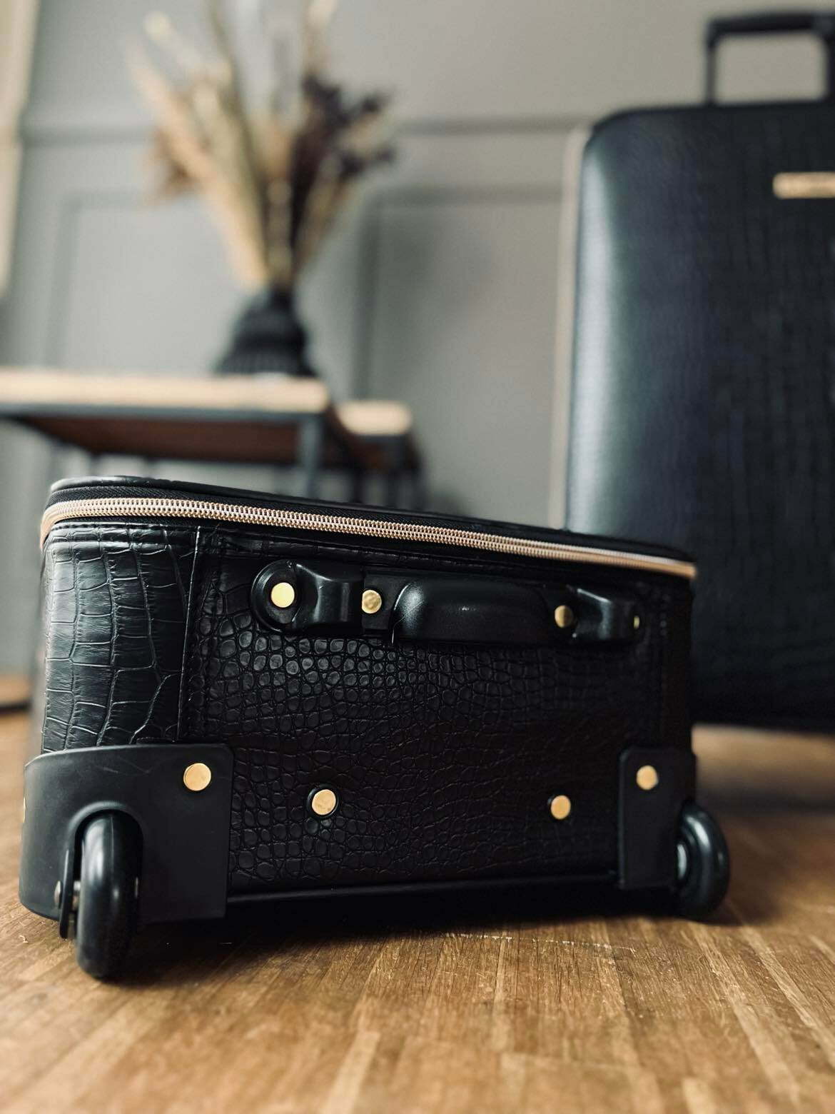Kuffert - Black Croco - VIAMAJA.DK