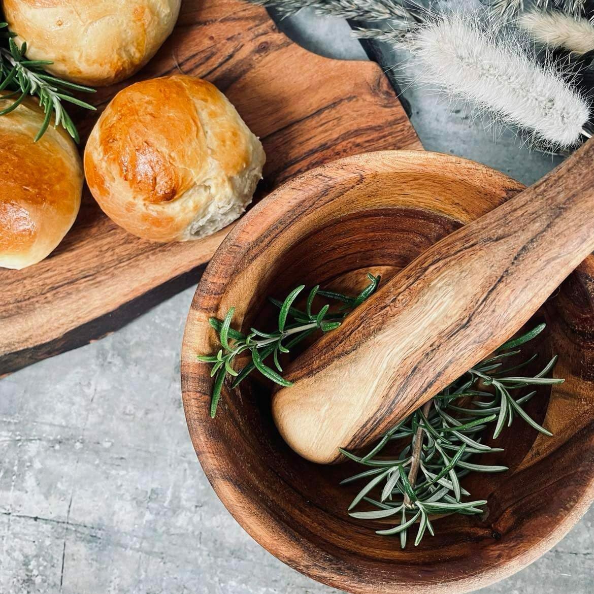 Morter i olieret akacia træ - VIAMAJA.DK