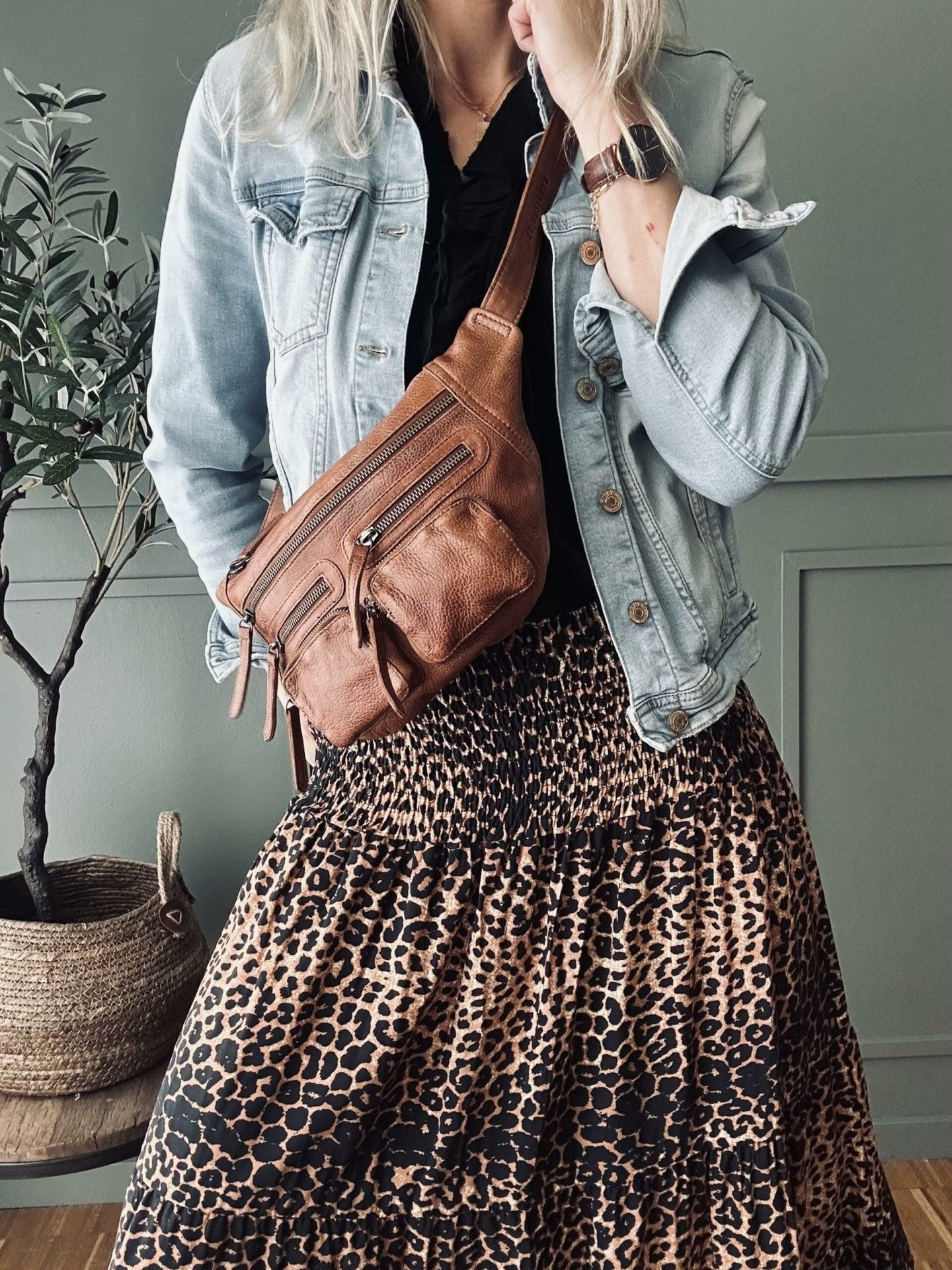 Nederdel med smock – Dark Leopard - VIAMAJA.DK
