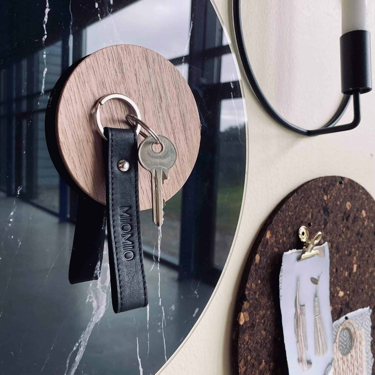 Nøglering MIOMIO - Sort læder - VIAMAJA.DK