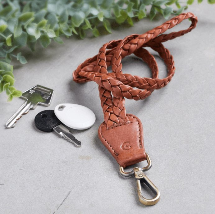 Nøglesnor - MIKO Cognac læder flet - VIAMAJA.DK