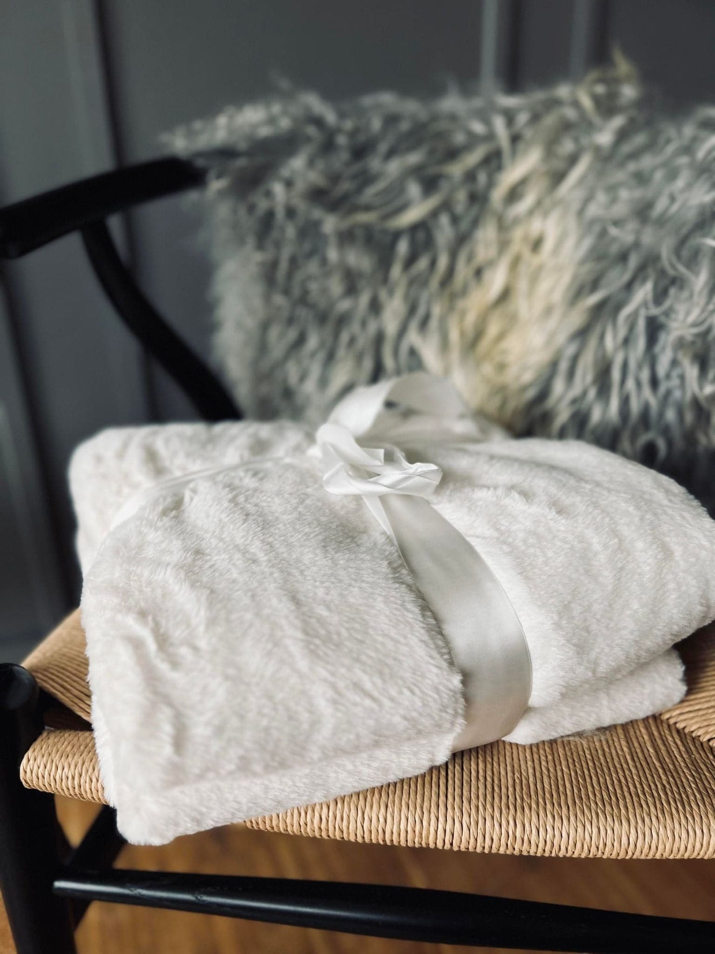 Plaid i blød kvalitet - Hvid - VIAMAJA.DK