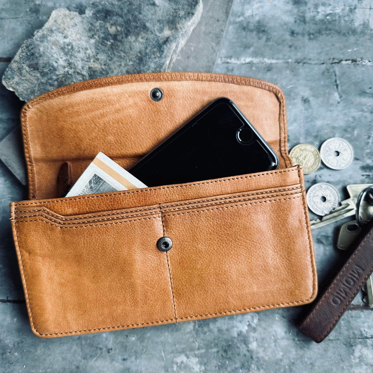 Pung Big URBAN Cognac - VIAMAJA.DK