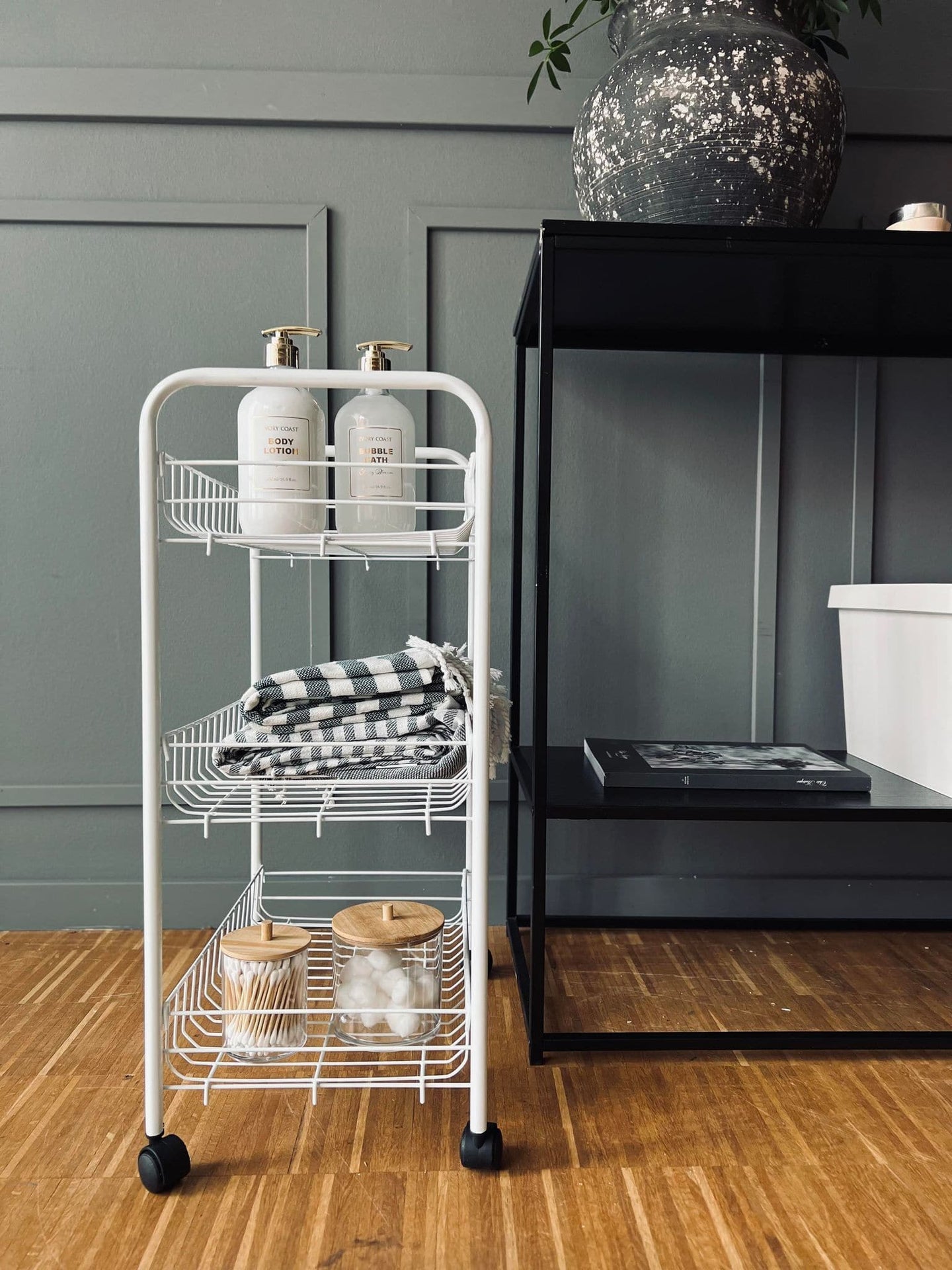 Rullevogn med trådkurve - Hvid - VIAMAJA.DK