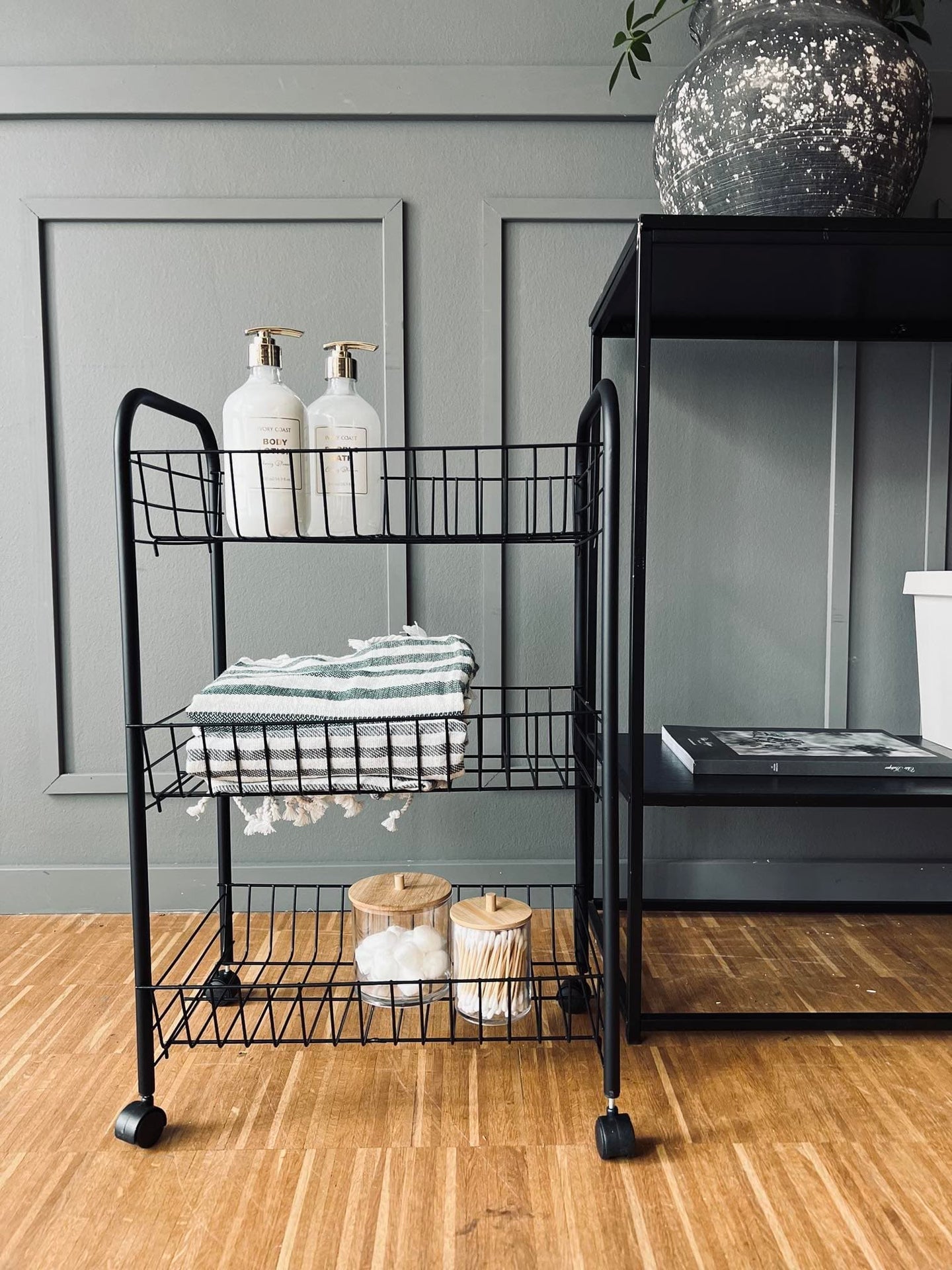 Rullevogn med trådkurve - Sort - VIAMAJA.DK