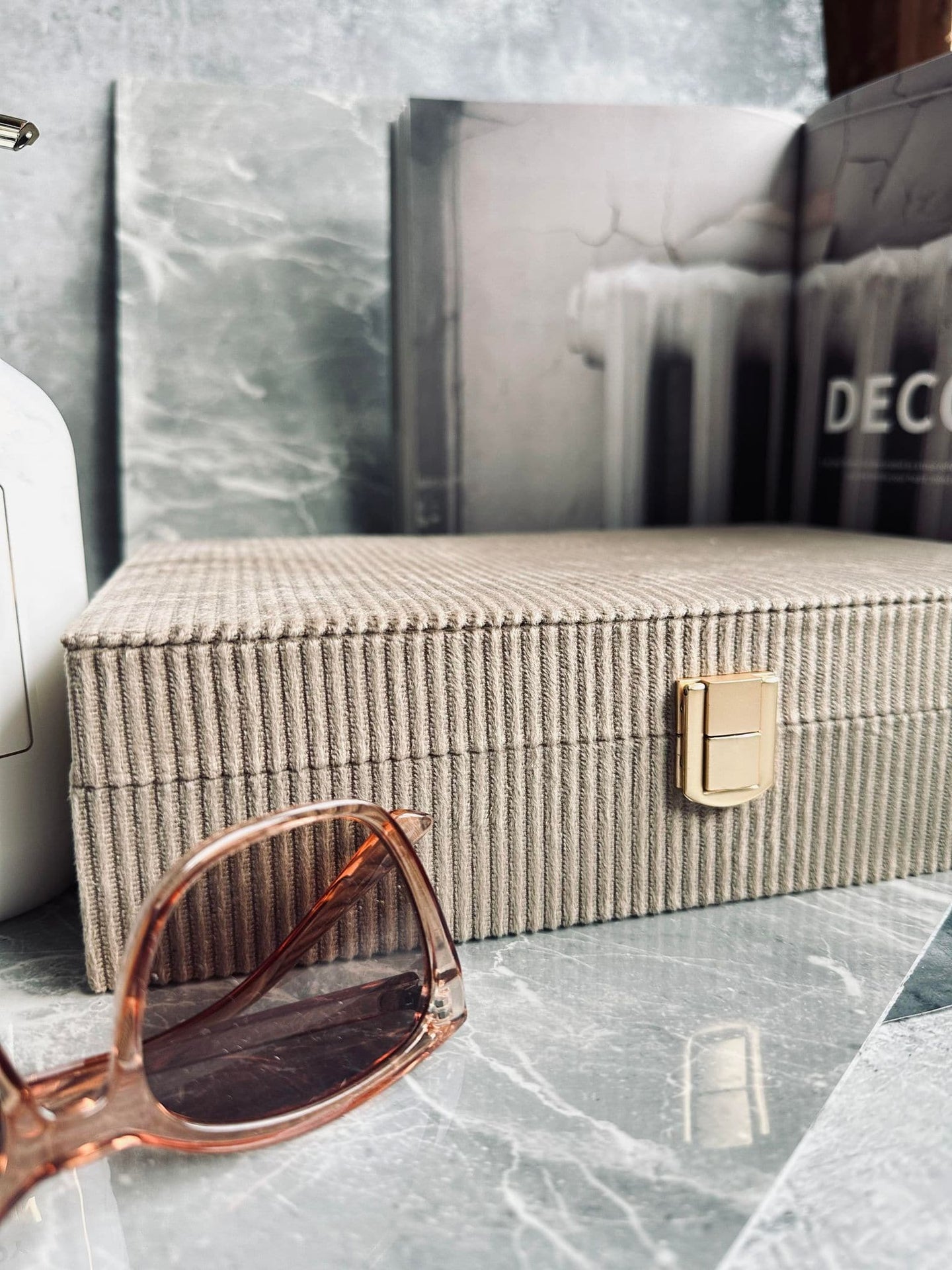 Smykkeskrin Norma Mørk beige - VIAMAJA.DK