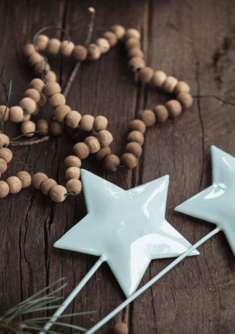 Stjerne ophæng i træperler - VIAMAJA.DK