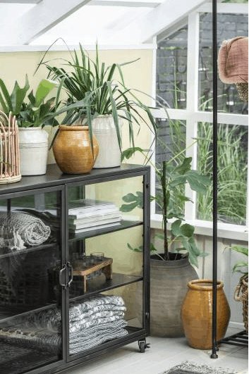 Stor smuk keramik vase riflet - VIAMAJA.DK